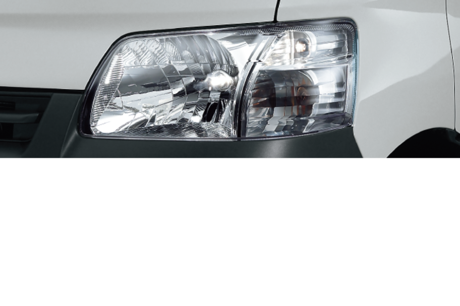 carlineup_townacetruck_equip_safety_1_04_pc