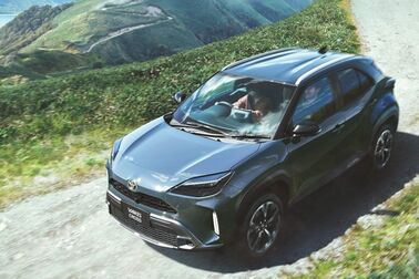 【モデル入り素材】Z“Adventure”（ハイブリッド・2WD）