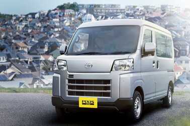 デラックス（CVT・2WD）