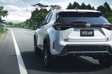 GR SPORT（ハイブリッド・2WD）